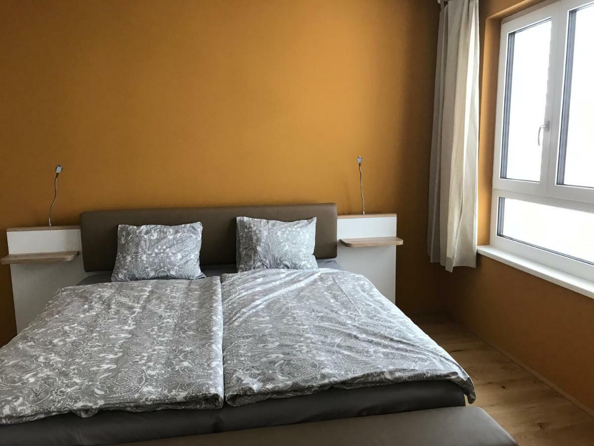Spacious, Modern 1-Bdrm Apt Near Vic & Austria Ctr Leilighet Wien Eksteriør bilde
