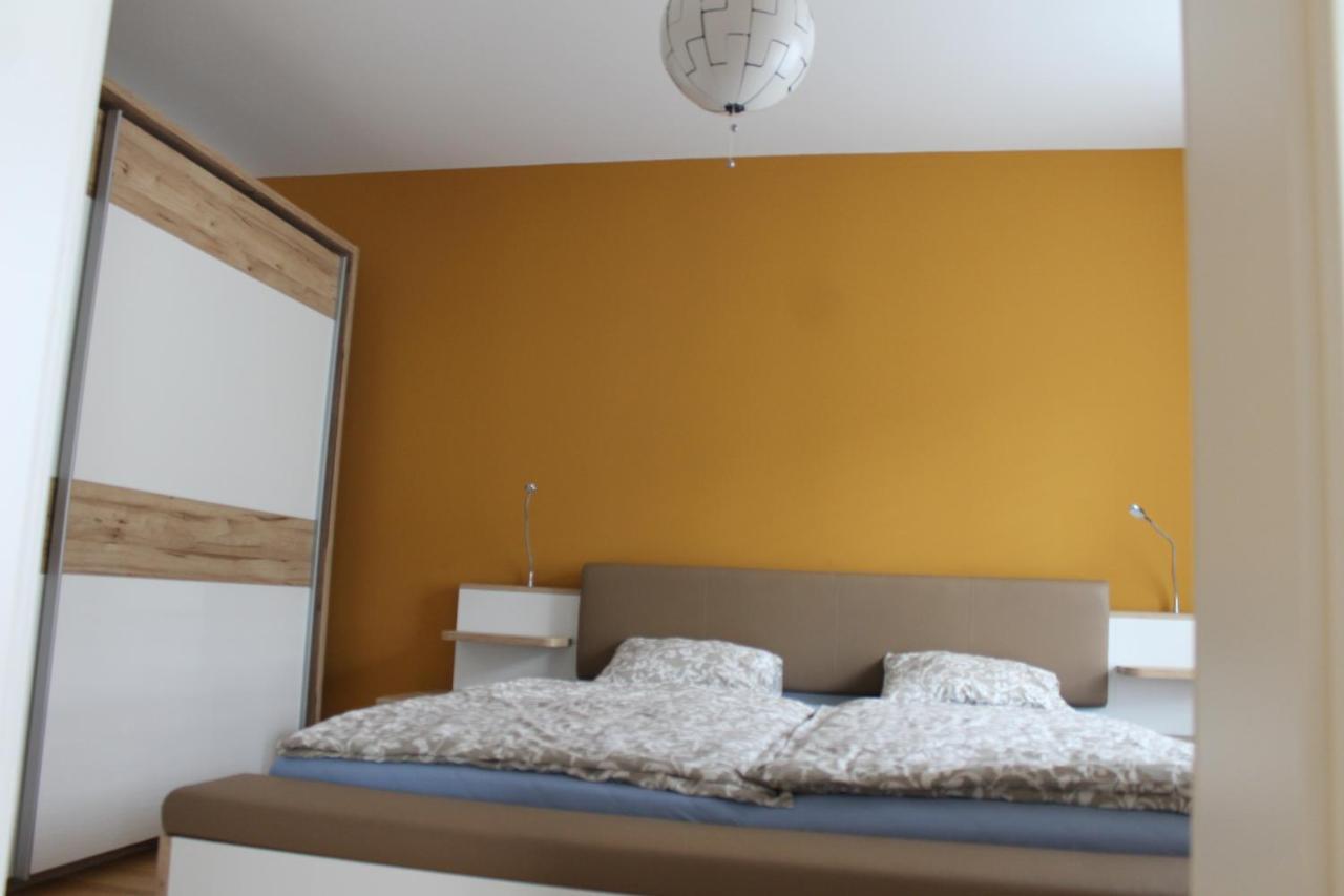 Spacious, Modern 1-Bdrm Apt Near Vic & Austria Ctr Leilighet Wien Eksteriør bilde